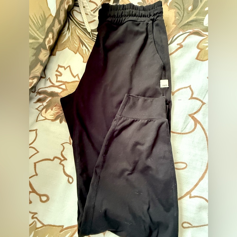 Vuori Performance Joggers Size XS